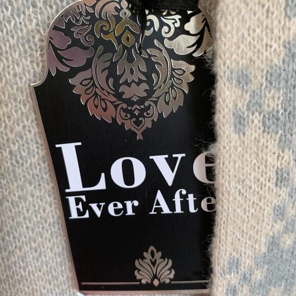 Love Ever After Cardigan Sweater Shacket Womens Size Medium Pockets Plaid Button - Picture 6 of 8